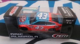 Aric Almirola #43 STP Darlington Throwback 2015 Fusion (1:64 Action)