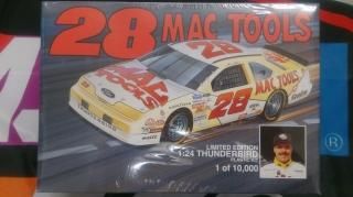 Ernie Irvan #28 Mac Tools Thunderbird 1994 1:24 Plastic Model (Monogram)