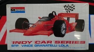 STP Vince Granatelli Lola Indy Car Series 1:24 Plastic Model (Monogram)