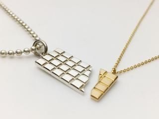Cut Chocolate Bar Pendant 大(SV) 小(K10)2個セット チェーン付き