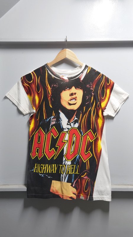AC/DC HIGHWAY TO HELL ビッグ プリント Tシャツ ホワイト S 半袖 エーシーディーシー ロックT バンドT (USED)