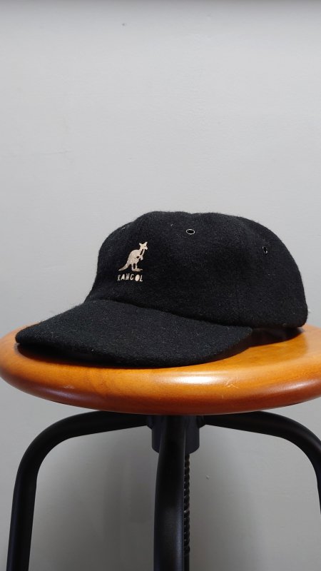 Vintage KANGOL USA製 ウール ベースボール キャップ ブラック ロゴ アジャスター付き 帽子 (VINTAGE)