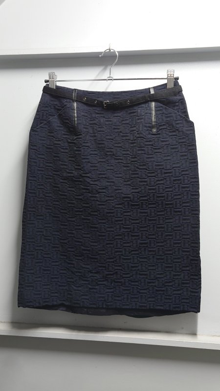 BURBERRY LONDON Bロゴ モノグラム スカート ネイビー サイズ40 総柄 裏地キュプラ ベルト付き (USED)