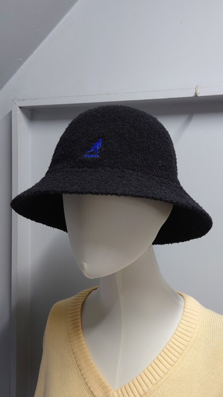 <img class='new_mark_img1' src='https://img.shop-pro.jp/img/new/icons7.gif' style='border:none;display:inline;margin:0px;padding:0px;width:auto;' />KANGOL WINTER BERMUDA CASUAL Хߥ塼奢 ٥ϥå ֥å L ˹ (USED)
