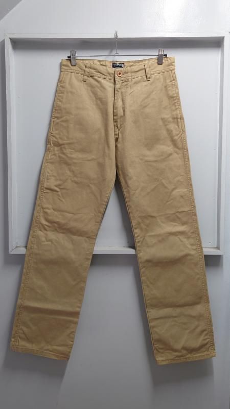 STUSSY - (jeudi) STUSSY - (jeudi)