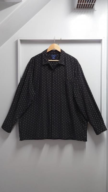 <img class='new_mark_img1' src='https://img.shop-pro.jp/img/new/icons5.gif' style='border:none;display:inline;margin:0px;padding:0px;width:auto;' />00s Paul Fredrick 100% Silk  롼ץ顼 XL (USED)