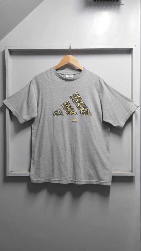 <img class='new_mark_img1' src='https://img.shop-pro.jp/img/new/icons5.gif' style='border:none;display:inline;margin:0px;padding:0px;width:auto;' />90s adidas USA ץ T XL (VINTAGE)