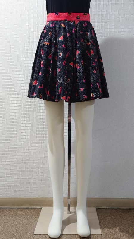 ☆TSUMORI CHISATO　スカート TSUMORI CHISATO 総柄 フレアミニスカート サイズ2 (USED) - (jeudi)