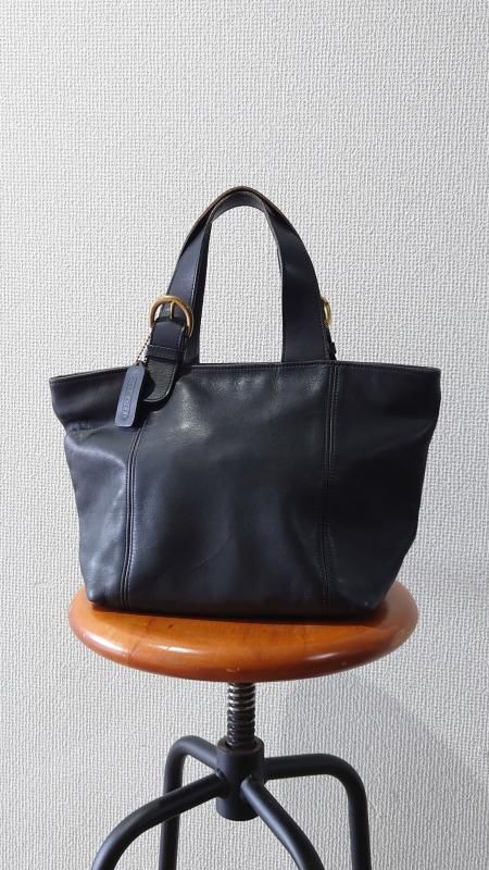 <img class='new_mark_img1' src='https://img.shop-pro.jp/img/new/icons6.gif' style='border:none;display:inline;margin:0px;padding:0px;width:auto;' />OLD COACH USA 4133 Waverly Bag (VINTAGE)