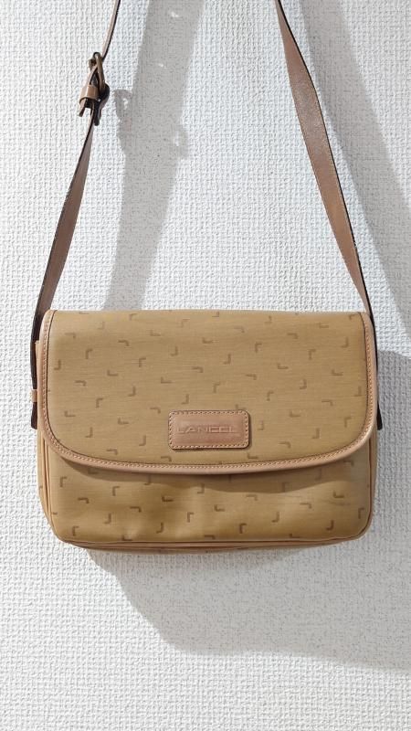 <img class='new_mark_img1' src='https://img.shop-pro.jp/img/new/icons5.gif' style='border:none;display:inline;margin:0px;padding:0px;width:auto;' />LANCEL Υ 쥶Хå (USED)
