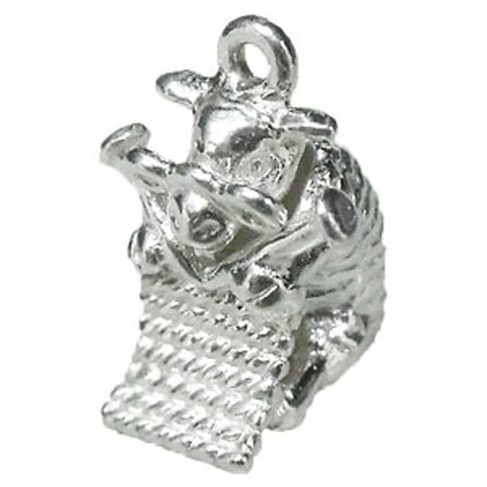 アンティーク　英国　銀製品　シルバー　チャーム イギリス製 ヴィンテージシルバーチャームブレスレット