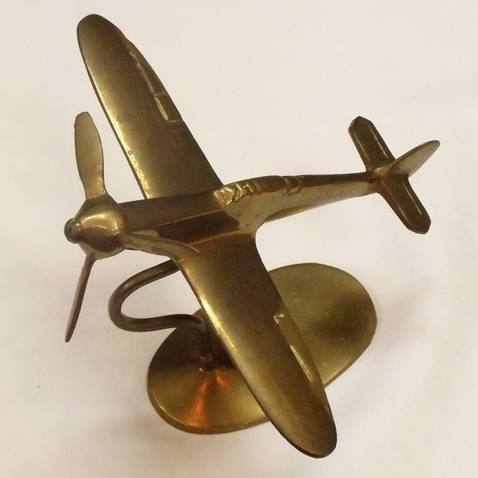 ポンパドー ビター 真鍮でできた飛行機 昭和 アンティーク