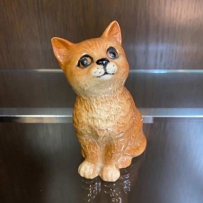 ピーターラビット　Beswick（ベスウィック【稀少品】　フィギュリン　陶器置物 ピーターラビット 英国Beswick社 陶器の置物（フィギュリン）