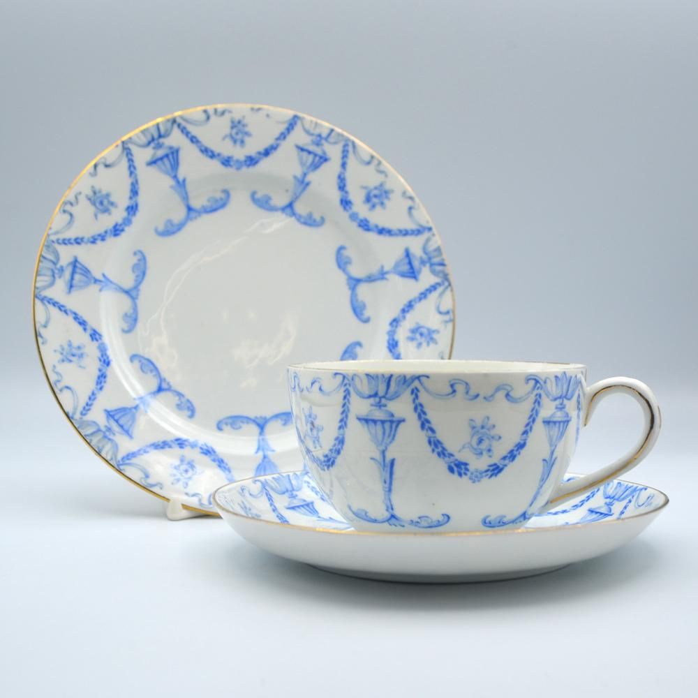 訳あり｜アンティーク食器｜メーカー不明｜トリオ・ティーカップ&ソーサー