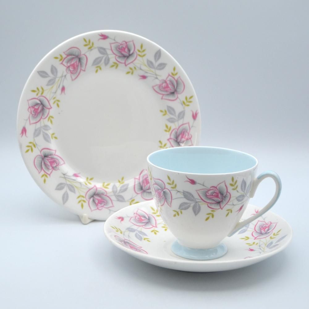 クーポン利用で1000円OFF Queen Anne リボン トリオ カップ カップ
