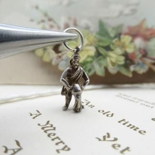 黒柴kazu　アンティーク　チャーム　ペンダントトップ　10k YG ペンダント トップ シルバー925 アクセサリー うちでのこづち