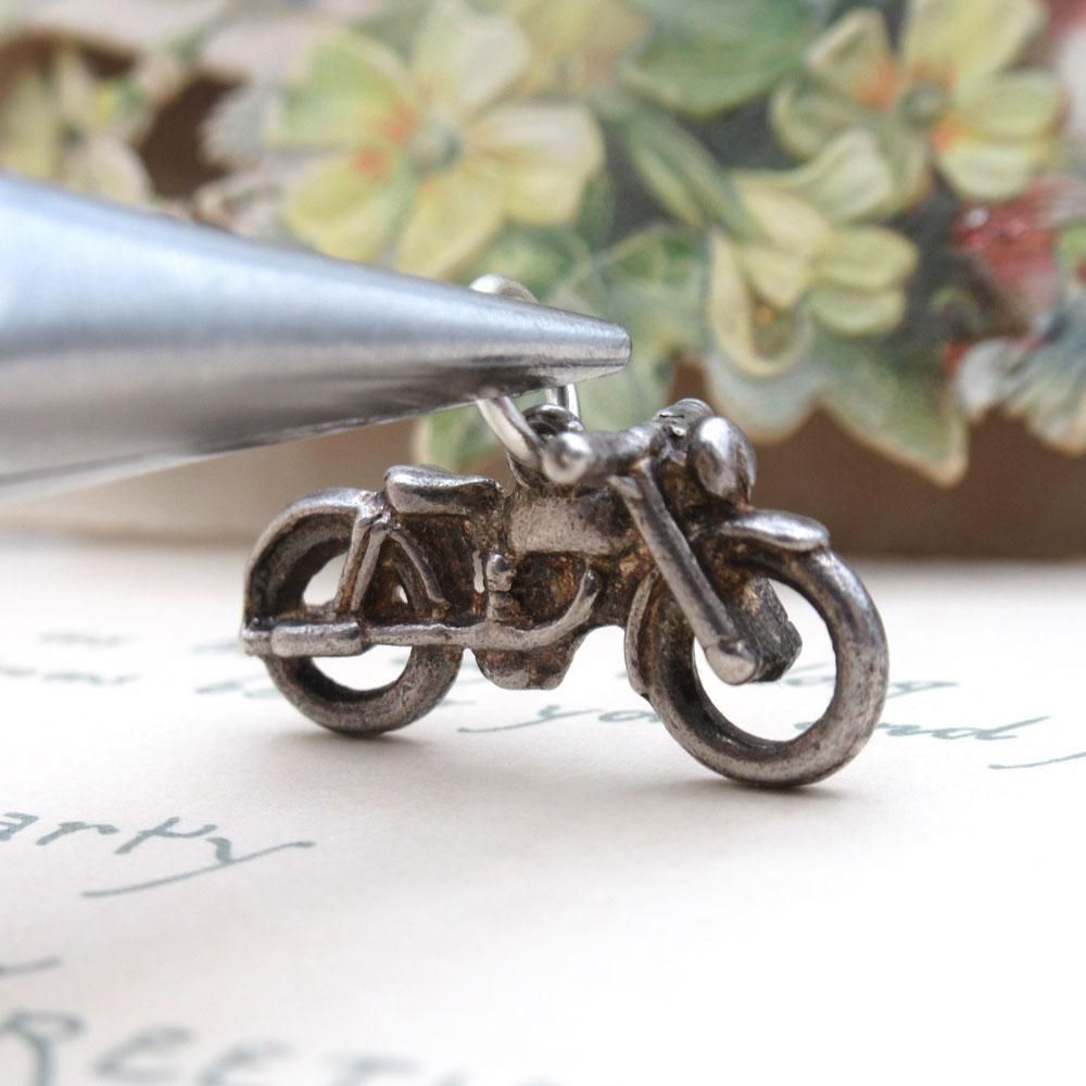 アンティークジュエリー｜ヴィンテージ・チャーム｜シルバー製