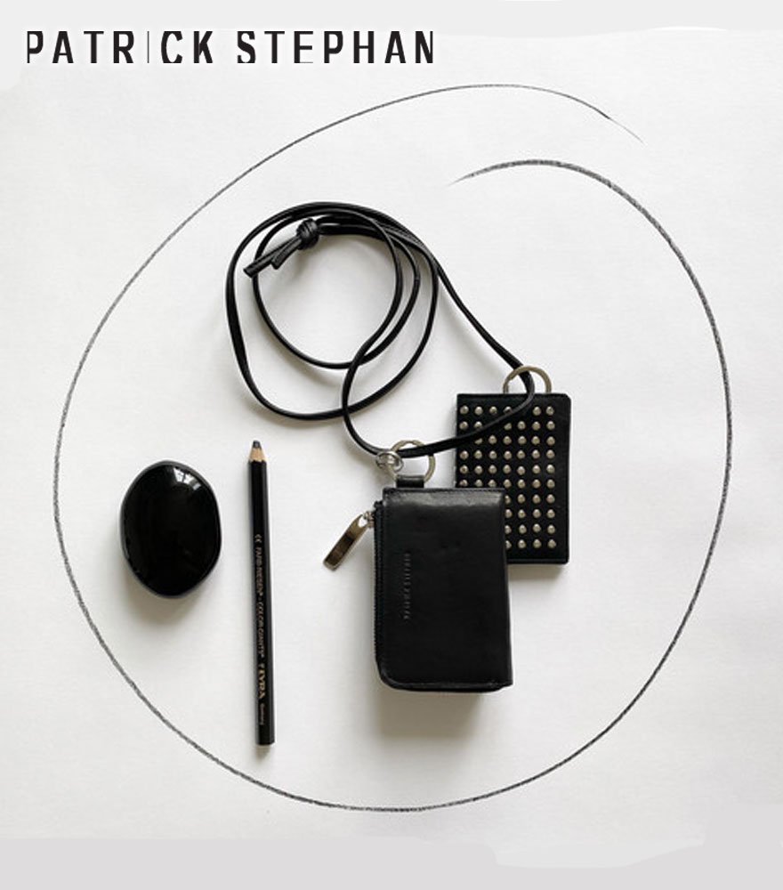 PATRICK STEPHAN/パトリックステファン　ネックウォレット　Leather wallet & card case 'empty-handed' all studs