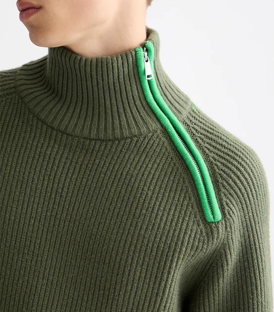 <$otherimg[num].name}>