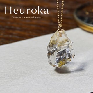 【 Heuroka 】ジャパニーズ クリスタルのネックレス