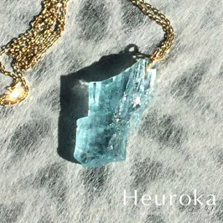 【 Heuroka 】アクアマリンのネックレス