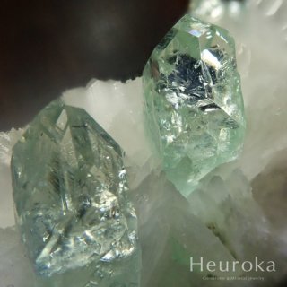 【 Heuroka 】グリーンアポフィライトの原石