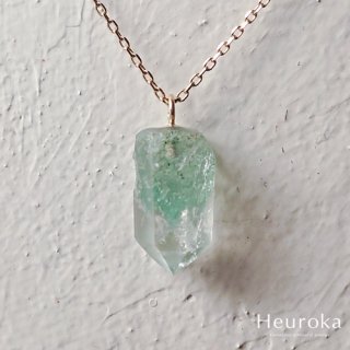 【 Heuroka 】グリーンファントムクォーツのネックレス