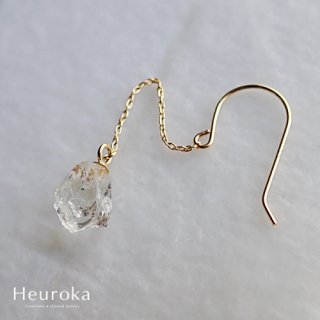 【 Heuroka 】ロッククリスタル / Pierce (single) / K18YG 