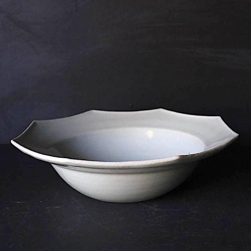 関口憲孝 白磁 八角皿 - copse | good home good taste good design 関口憲孝 白磁 八角皿 - copse | good home good taste good design