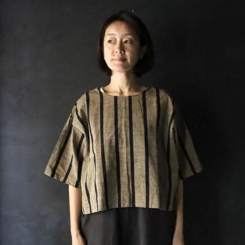 【美品】ヤンマ産業　YAMMA リネン　ノーカラービッグシャツ　❶ベージュ系 2025年最新】ヤンマ 長袖の人気アイテム - メルカリ