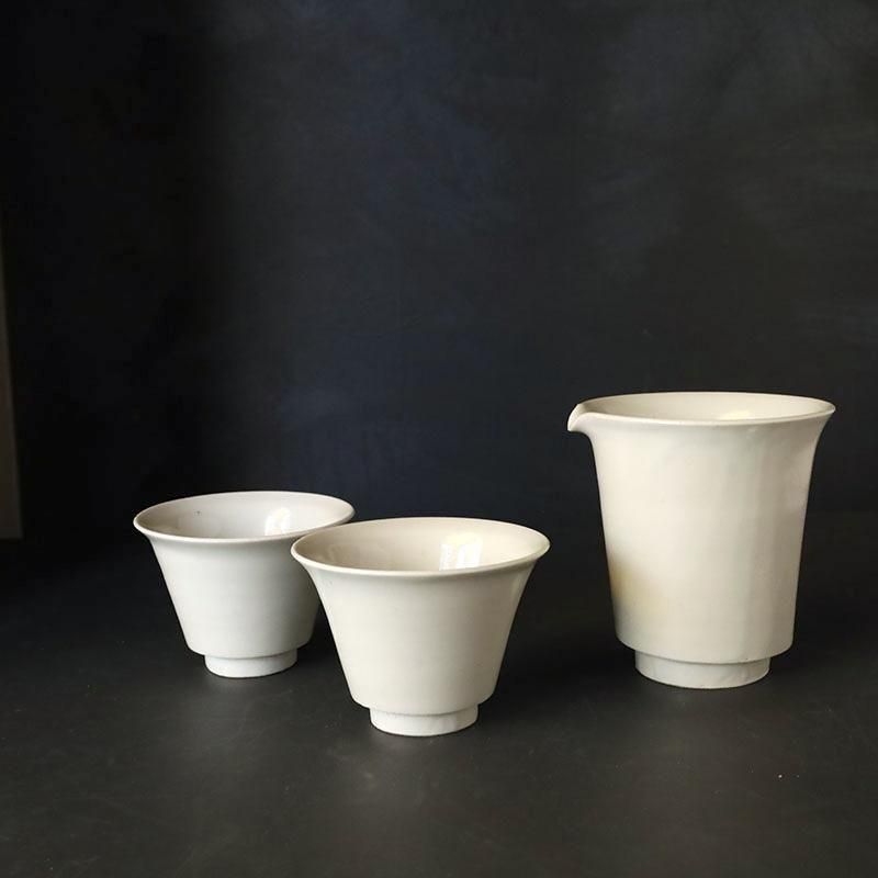 新品　三浦ナオコ　茶杯　向付　隅切　木瓜　筒杯　カップ　白磁　白　フランス　花器 新品 三浦ナオコ 茶杯 向付 隅切 木瓜 筒杯 カップ 白磁 白
