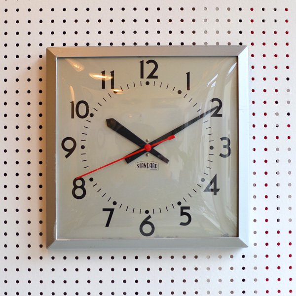 1960's STANDARD SCHOOL CLOCK