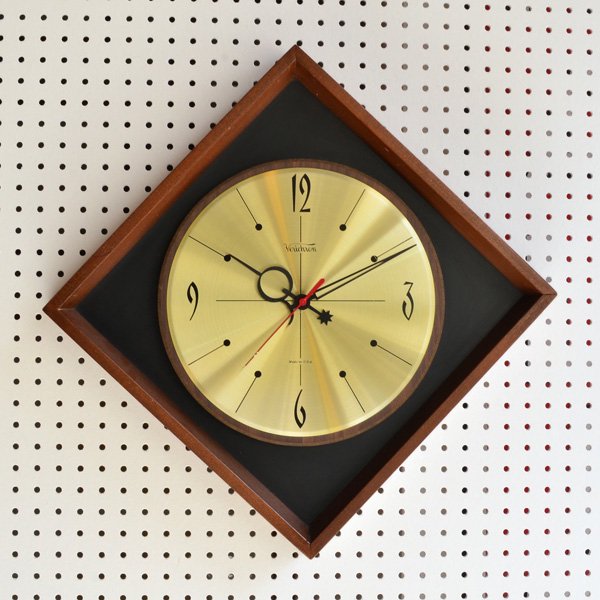 1970's VERICHRON WALL CLOCK