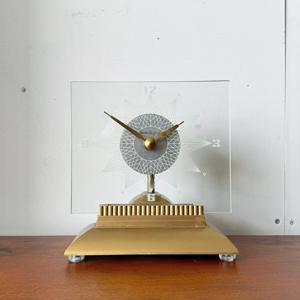 1950's MASTER CRAFTERS TABLE CLOCK