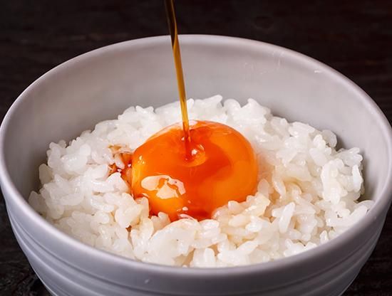 食品サンプル 卵かけご飯 マグロ 売れ筋 寿司 ビール 合羽橋