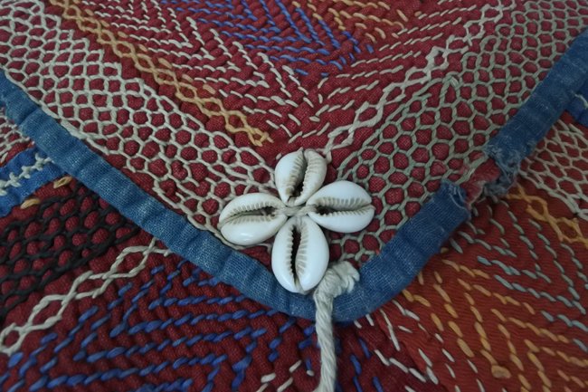 バンジャラ族　ヴィンテージ刺繍　布袋　H