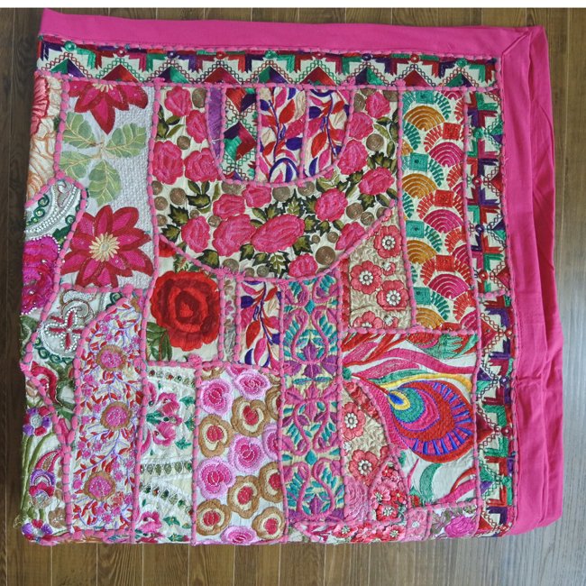 刺繍パッチワーク タペストリー 敷物 No.３ インドの布とキルト KHUSHBOO クシュブー
