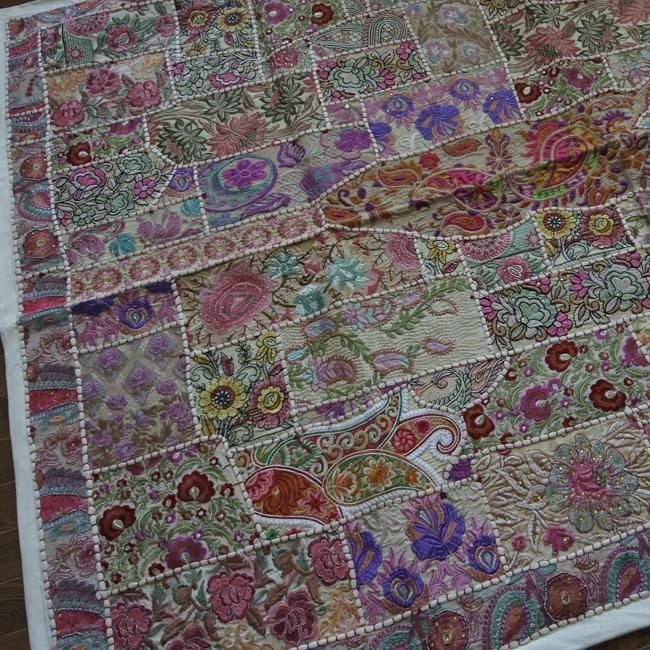 刺繍パッチワーク タペストリー 敷物 No.12- インドの布と