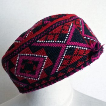 アフガニスタン　刺繍　部族の帽子　C