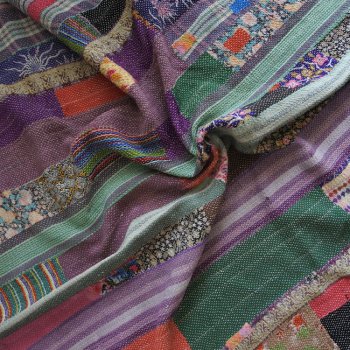 インドの刺し子布 カンタ、ラリーキルトのベッドカバーの通販店