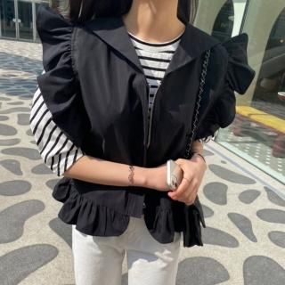 Frill sleeveless jacket