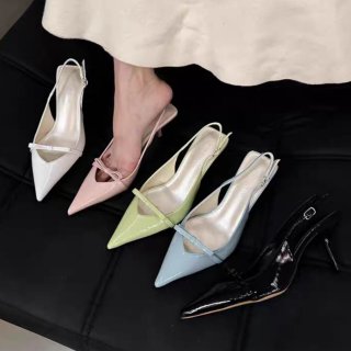 Petit bow pointed toe