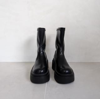 Short platform boots