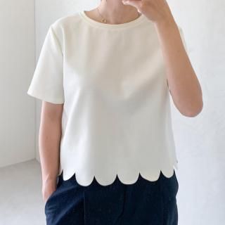 Scallop light T-shirts