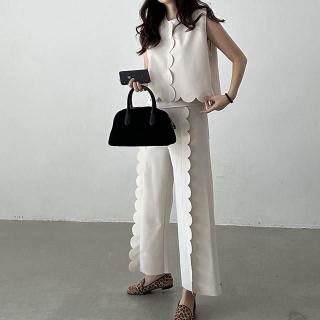 Scallop vest & pants