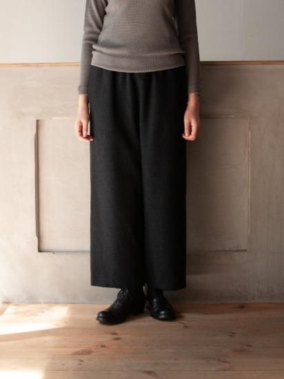 美品 ゴーシュ　チェビオットツイルパンツ ネイビー 美品 ゴーシュ チェビオットツイルパンツ ネイビー