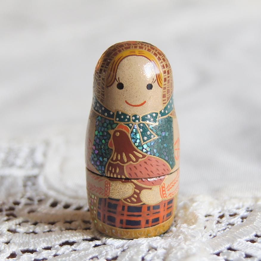 蒔絵屋・伯兆 蒔絵マトリョーシカ「クラーラ」 - 日本の美しい手