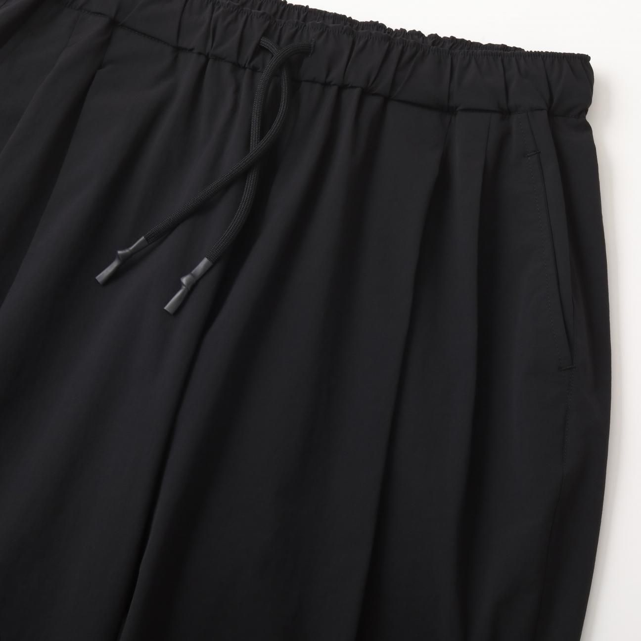 S.F.C - Wide Two Tuck Pants (Nylon) S.F.C - Wide Two Tuck Pants (Nylon)