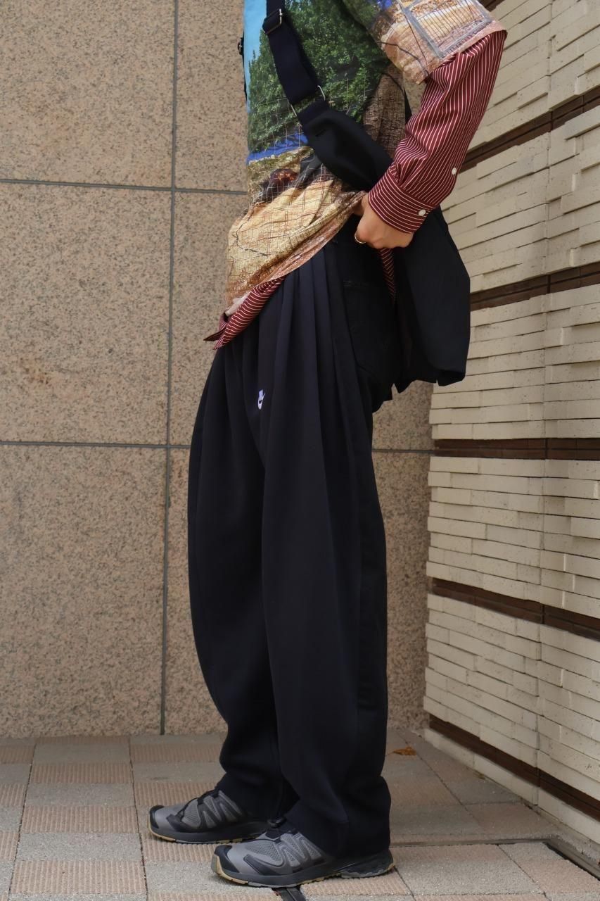 パンツ BLESS OVER JOGGING JEANS BLACK SIZE S Bless Over Jogging Jeans - Black/Black | Garmentory