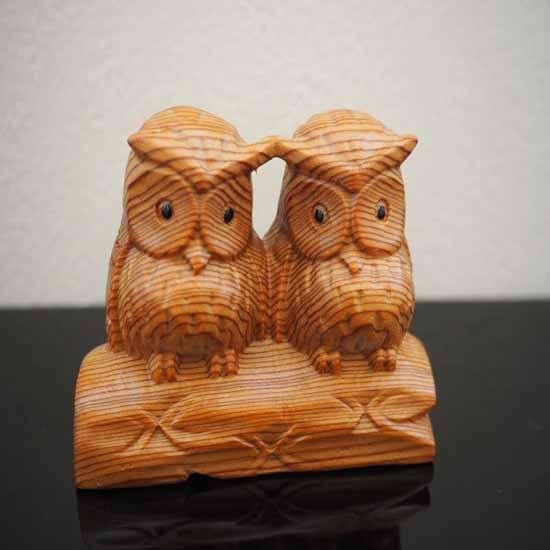 夫婦フクロウ - 【公式】屋久島の屋久杉加工・土産物のお店武田館 夫婦フクロウ - 【公式】屋久島の屋久杉加工・土産物のお店武田館